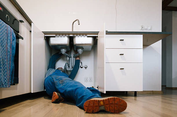 Professional Leak Detection technician working in Jamestown, IN